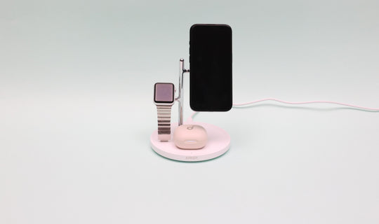 「スマホとApple Watchをまとめて充電したい」を叶えるモバイルバッテリー・充電器の選び方