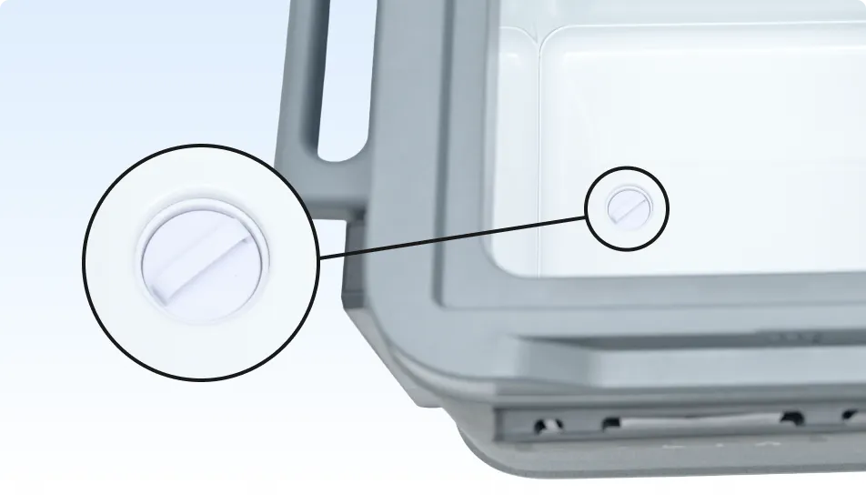 イメージ：庫内の水洗いが可能な排水穴付き